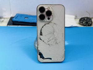 iPhone 13 Pro Back Glass Replacement Quick Fix/iPhone 13 Pro Back Glass Crack 2 iPhone 13 Pro Back Glass Replacement Quick Fix