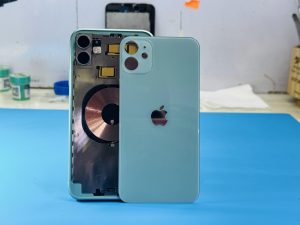 iPhone 11 Back Glass Repair iPhone 11 back Glass replacement 3 iPhone 11 back Glass replacementiPhone 11 Back Glass